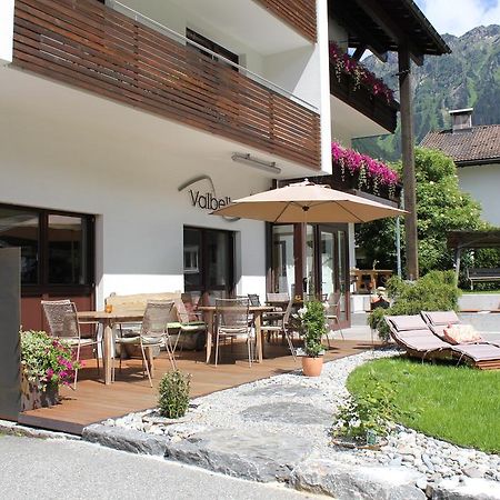 Valbella Bed & Breakfast Partenen Zewnętrze zdjęcie