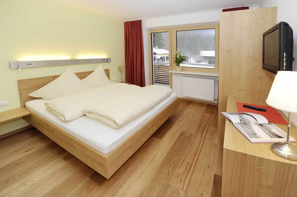 Valbella Bed & Breakfast Partenen Pokój zdjęcie
